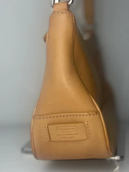 Coach Hampton Demi Leather Baguette VTG Shoulder Bag 7587 COA - Picture 3 of 16